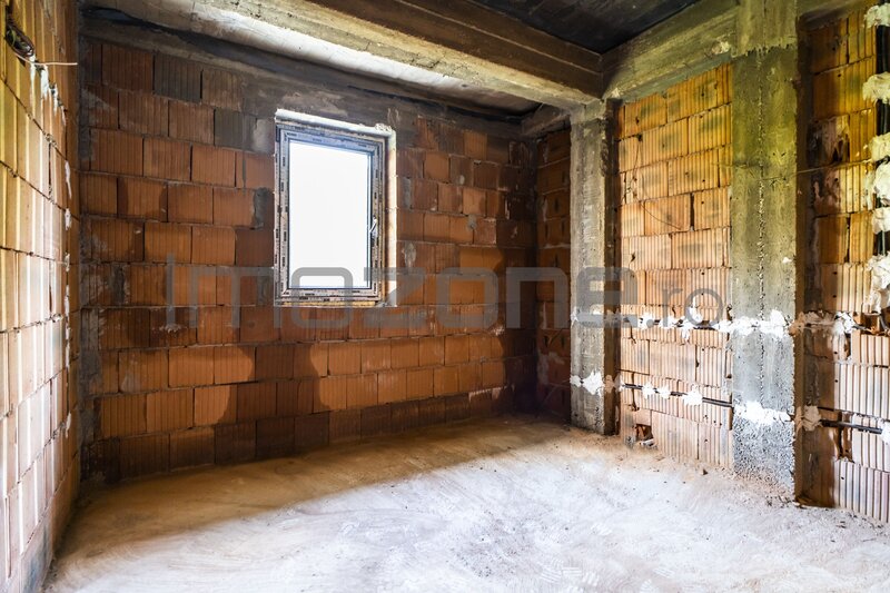 Doua camere, apartament bloc nou, finisat la cheie, centrala termica individuala