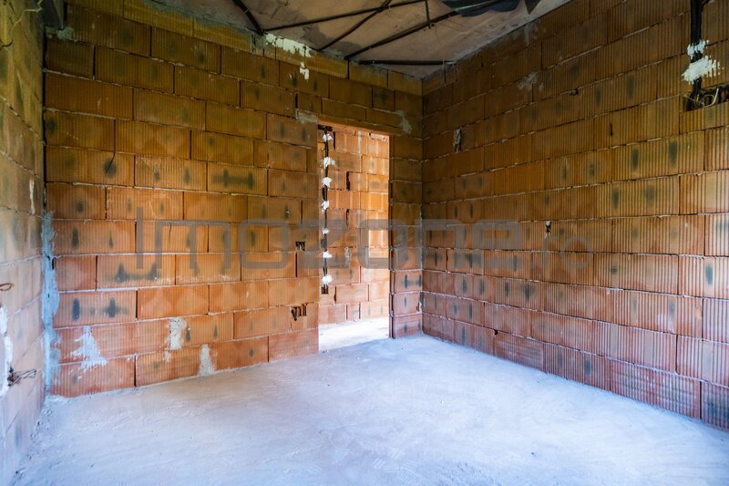 Doua camere, apartament bloc nou, finisat la cheie, centrala termica individuala